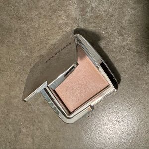 HOURGLASS Ambient Strobe Lighting Powder